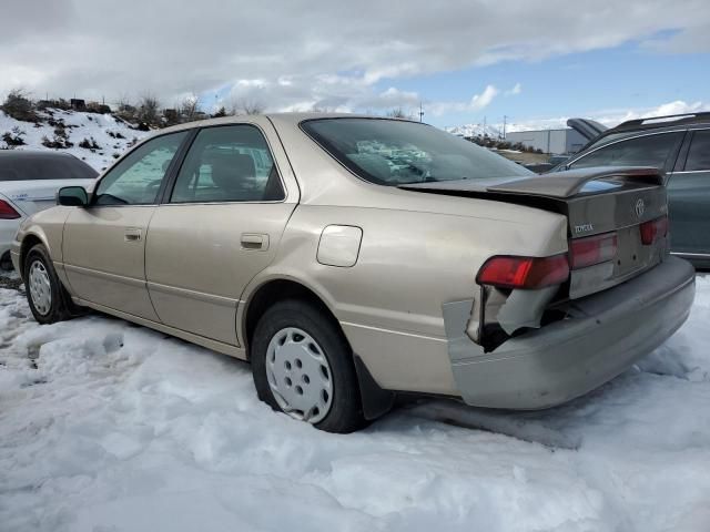 1999 Toyota Camry LE