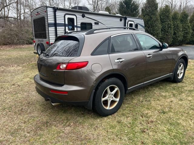 2004 Infiniti FX35