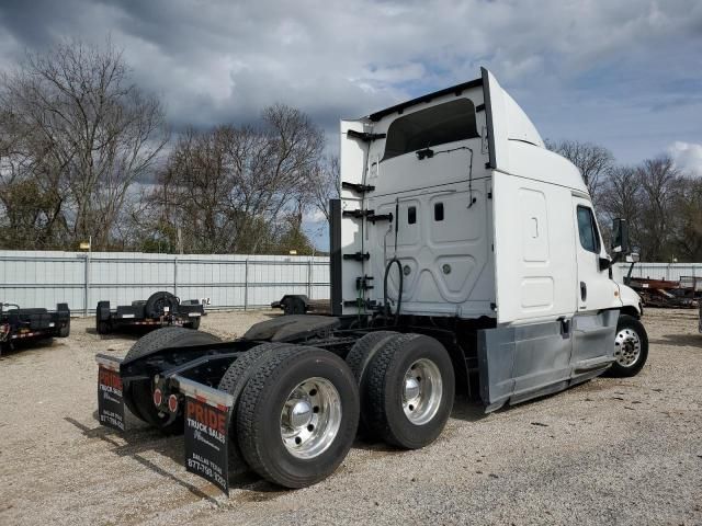 2015 Freightliner Cascadia 125