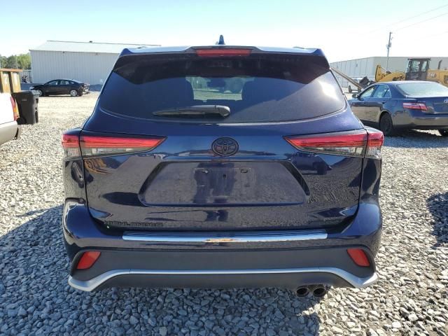 2022 Toyota Highlander XSE