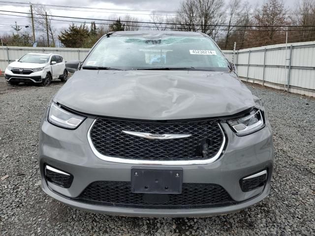 2022 Chrysler Pacifica Hybrid Touring L