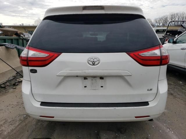 2015 Toyota Sienna LE