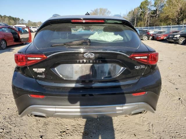 2017 Infiniti QX30 Base