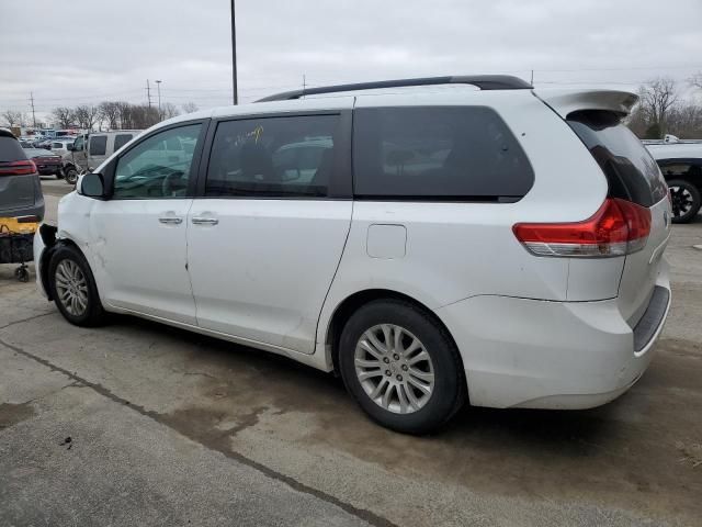 2014 Toyota Sienna XLE