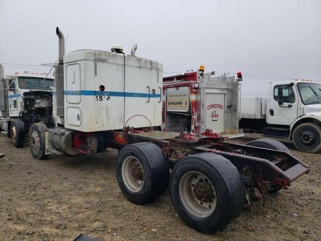 2006 Kenworth Construction T800