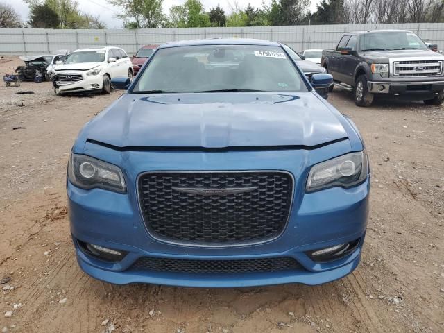 2021 Chrysler 300 Touring