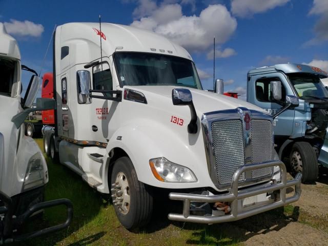 2019 Kenworth Construction T680