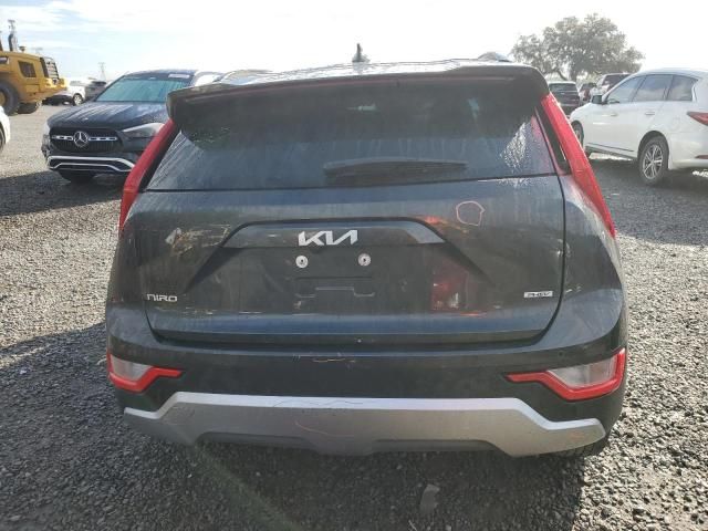 2023 KIA Niro EX