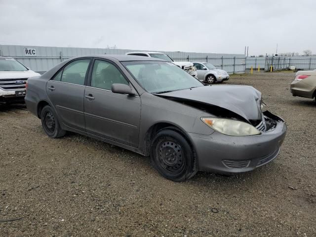 2005 Toyota Camry LE