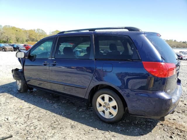 2007 Toyota Sienna XLE