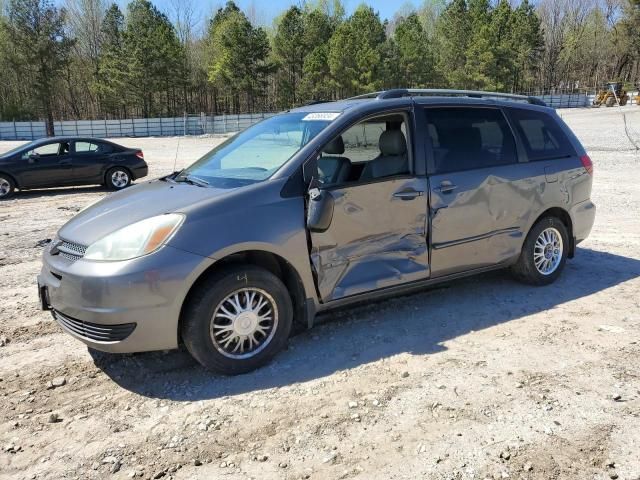 2004 Toyota Sienna CE