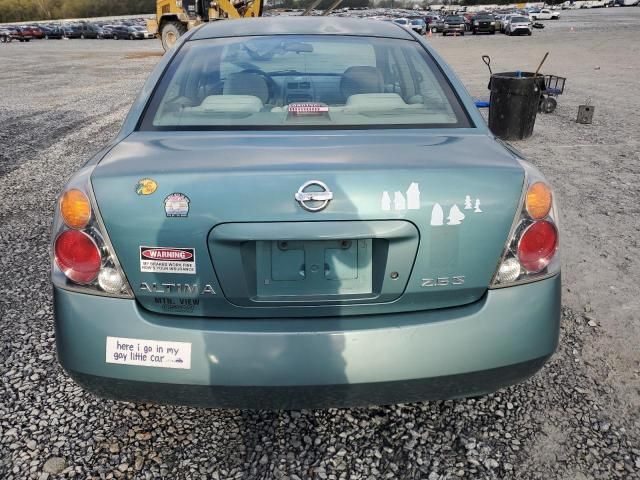 2002 Nissan Altima Base