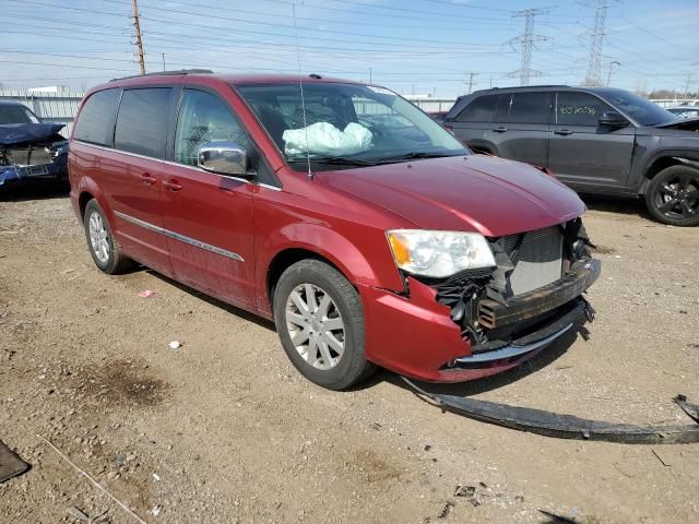 2011 Chrysler Town & Country Touring L