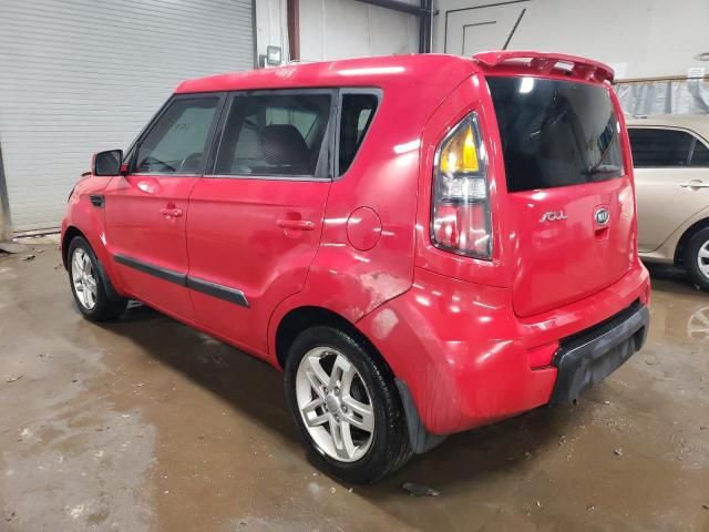 2011 KIA Soul +