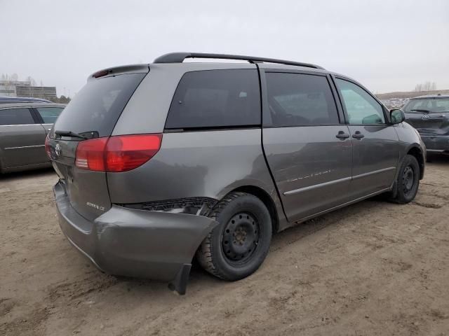 2004 Toyota Sienna CE