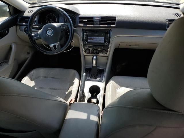 2014 Volkswagen Passat SE