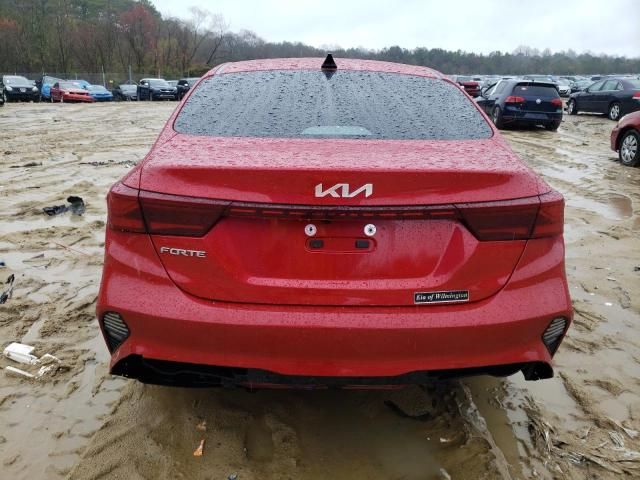 2023 KIA Forte LX