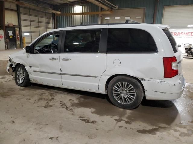 2014 Chrysler Town & Country Touring L