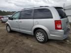 2009 Chrysler Town & Country LX