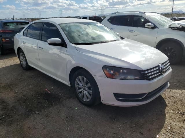 2013 Volkswagen Passat S