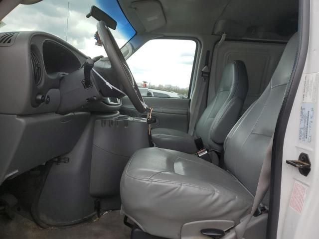 2003 Ford Econoline E250 Van