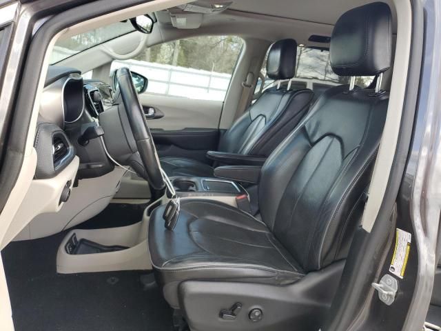 2018 Chrysler Pacifica Hybrid Limited