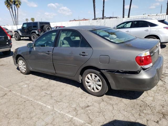 2005 Toyota Camry LE