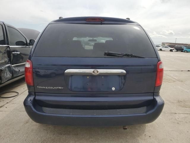 2005 Chrysler Town & Country