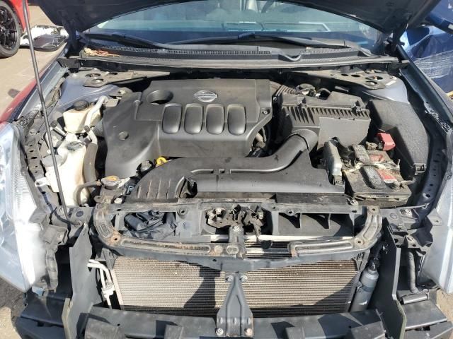 2010 Nissan Altima Base