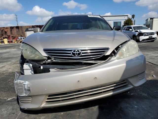 2005 Toyota Camry LE