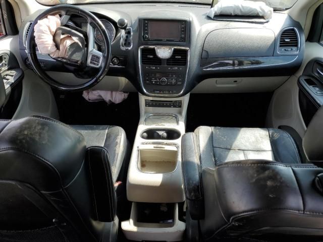 2012 Chrysler Town & Country Limited