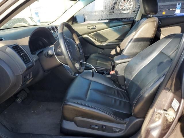 2011 Nissan Altima Base