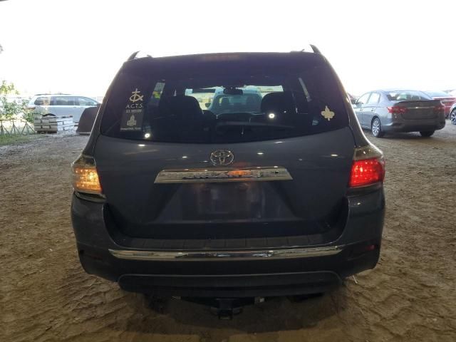 2013 Toyota Highlander Base