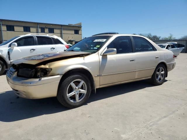 1999 Toyota Camry LE