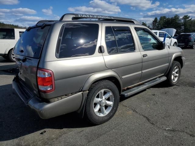 2004 Nissan Pathfinder LE