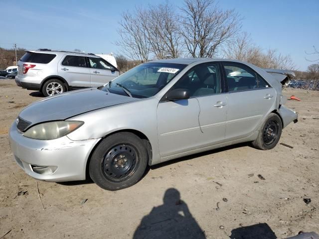 2005 Toyota Camry LE