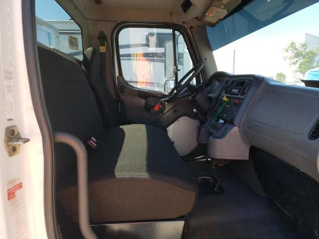 2006 Freightliner M2 106 Medium Duty