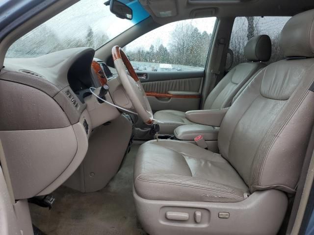 2007 Toyota Sienna XLE