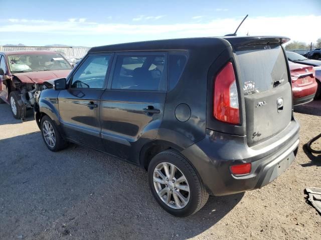 2013 KIA Soul +