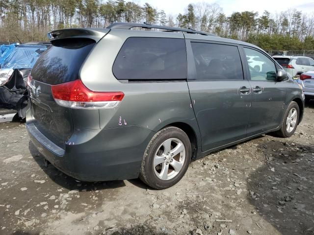 2011 Toyota Sienna LE