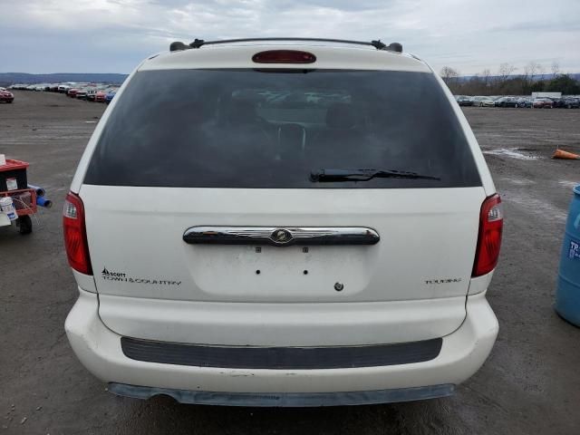 2005 Chrysler Town & Country Touring