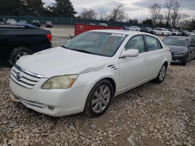 2005 Toyota Avalon XL