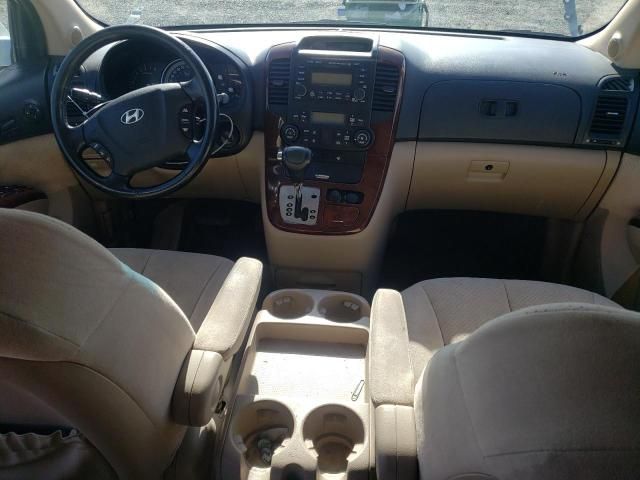 2008 Hyundai Entourage GLS