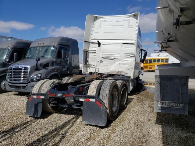 2023 Volvo VN VNL