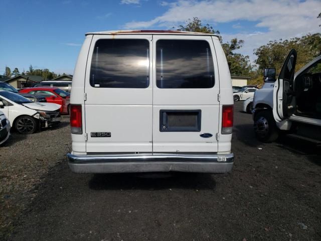 2004 Ford Econoline E350 Super Duty Wagon