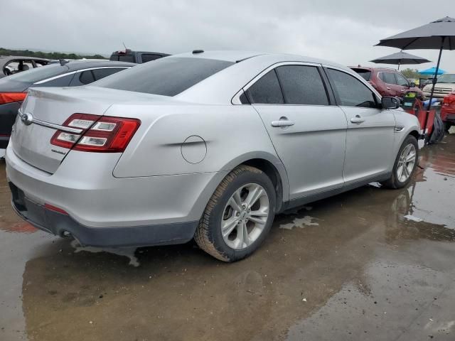 2018 Ford Taurus SE