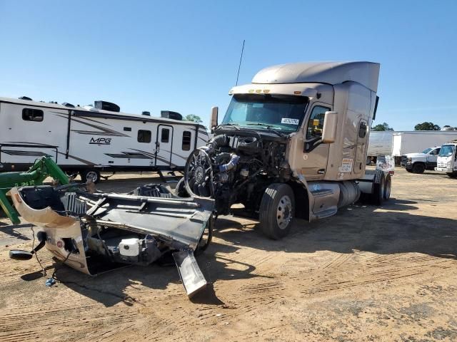 2018 Peterbilt 579