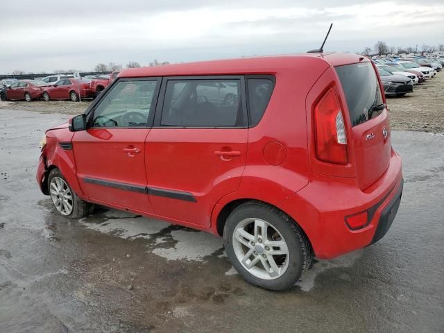 2012 KIA Soul +