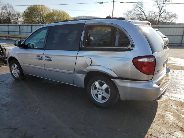 2005 Dodge Grand Caravan SXT