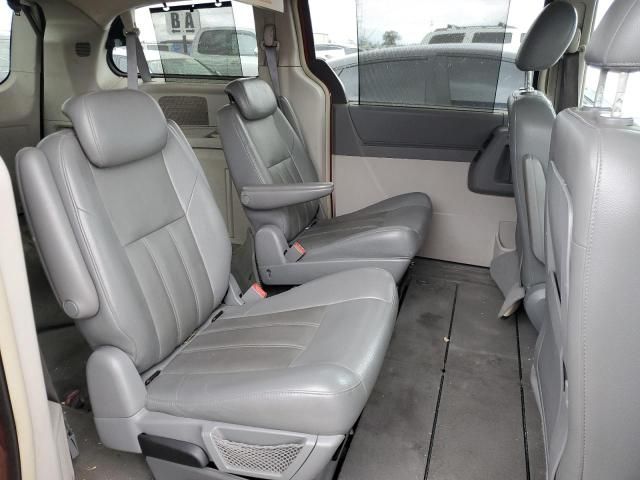 2008 Chrysler Town & Country Touring